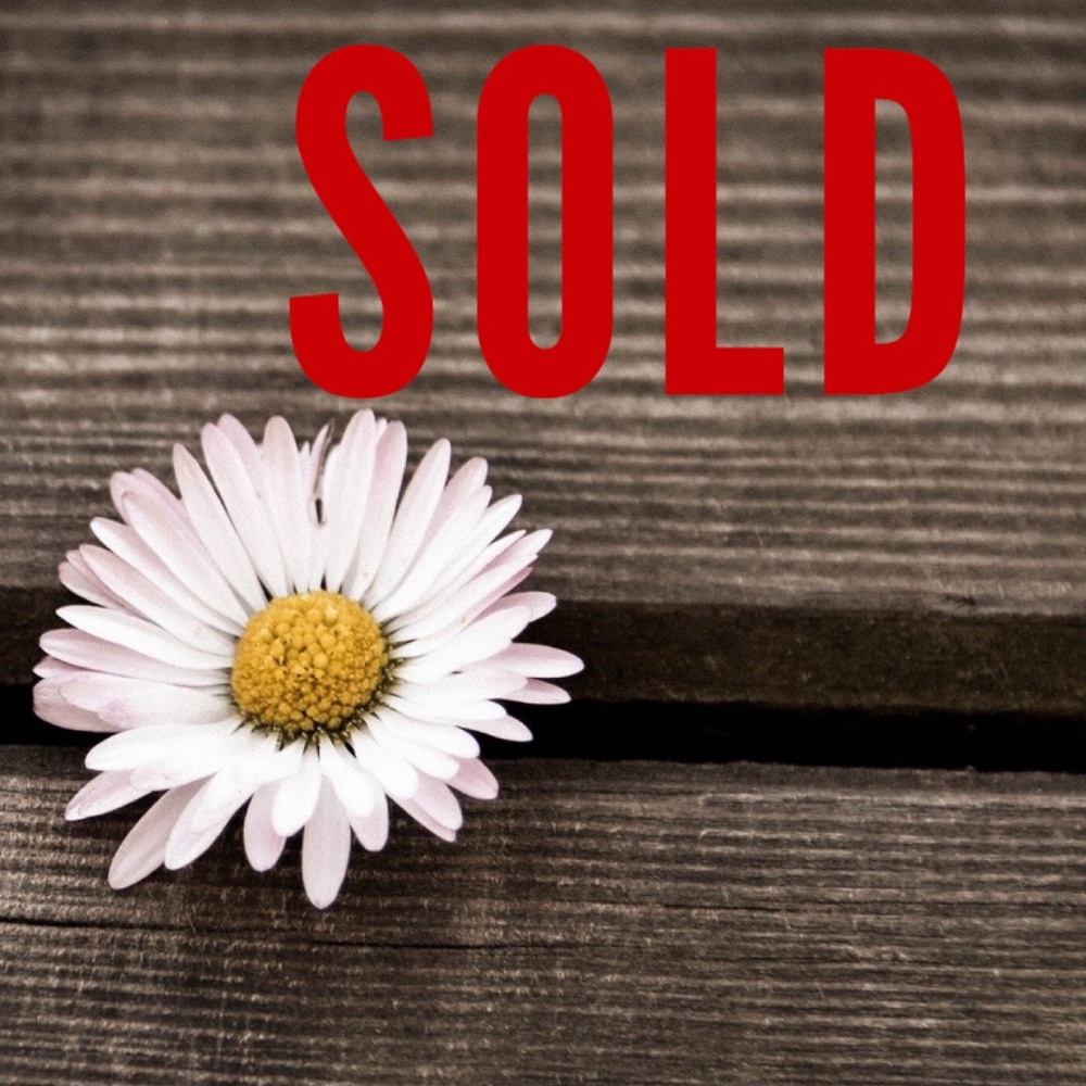 SOLD!!🤩💖🛒🛍